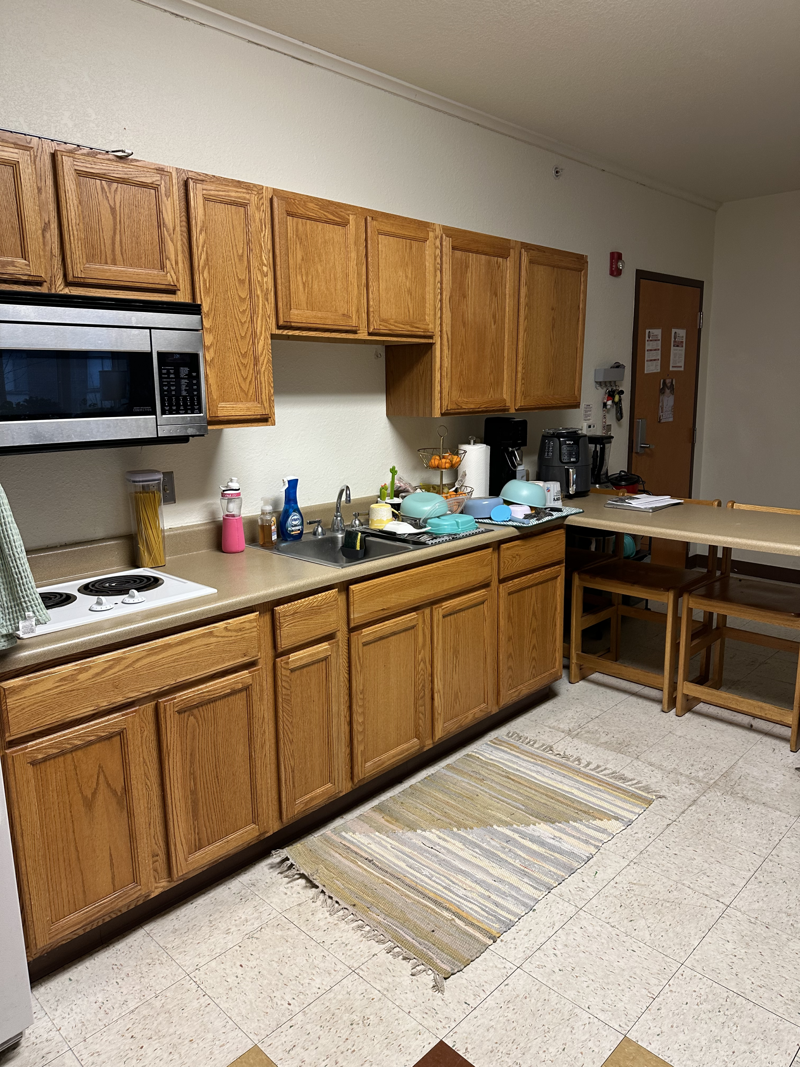kitchen suite in Thompson dorm