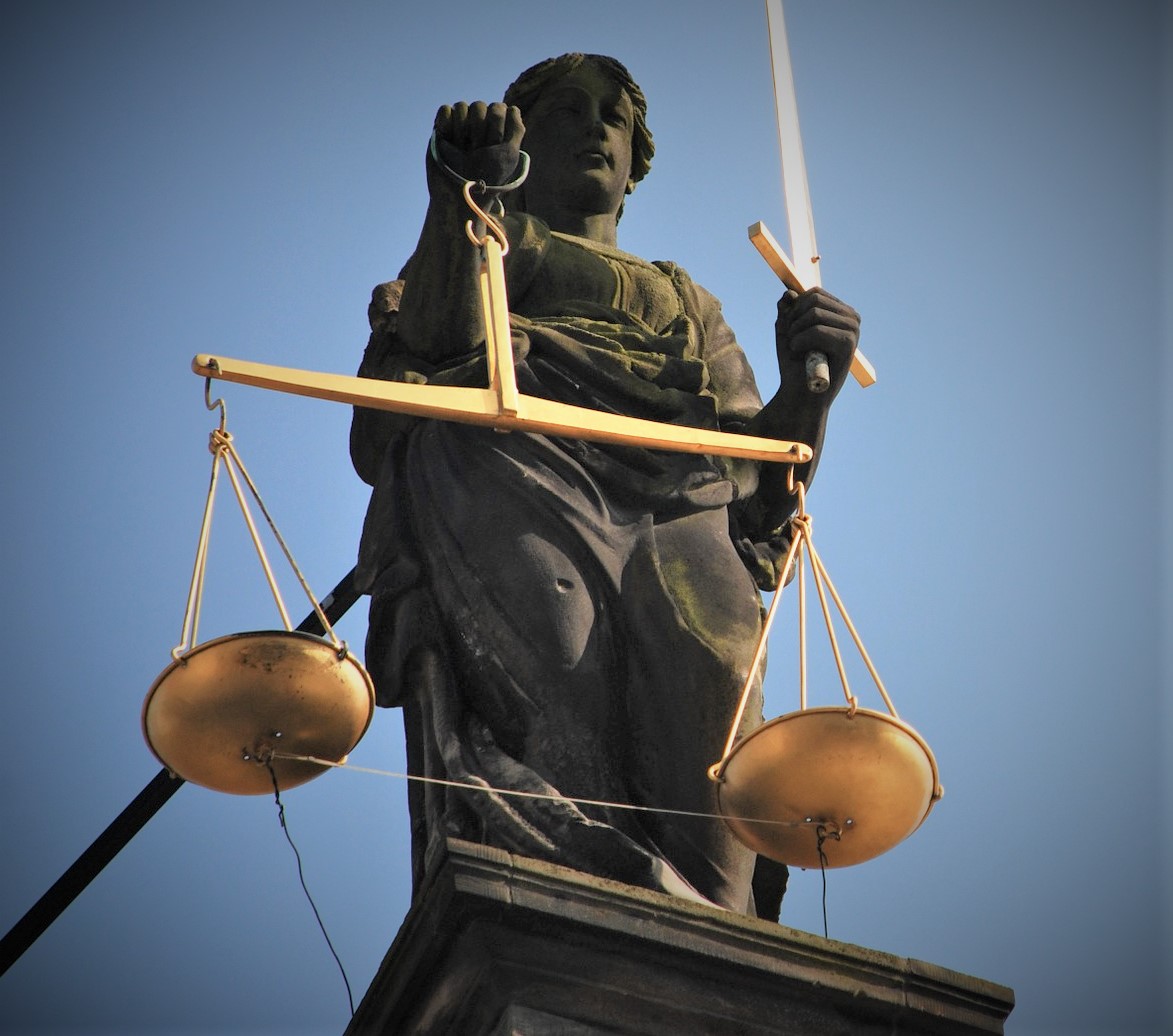 Statue of lady justice with scales